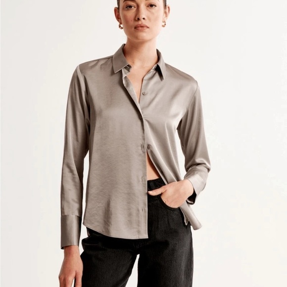 Abercrombie NWT Satin Button Down Taupe - Picture 1 of 7